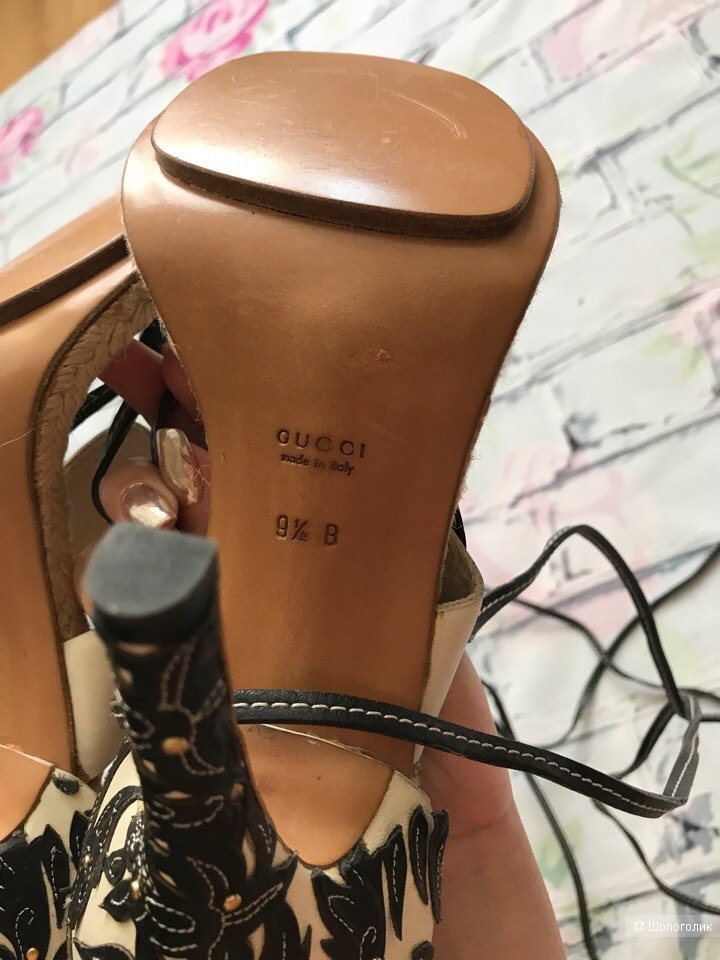 Босоножки от Gucci 40