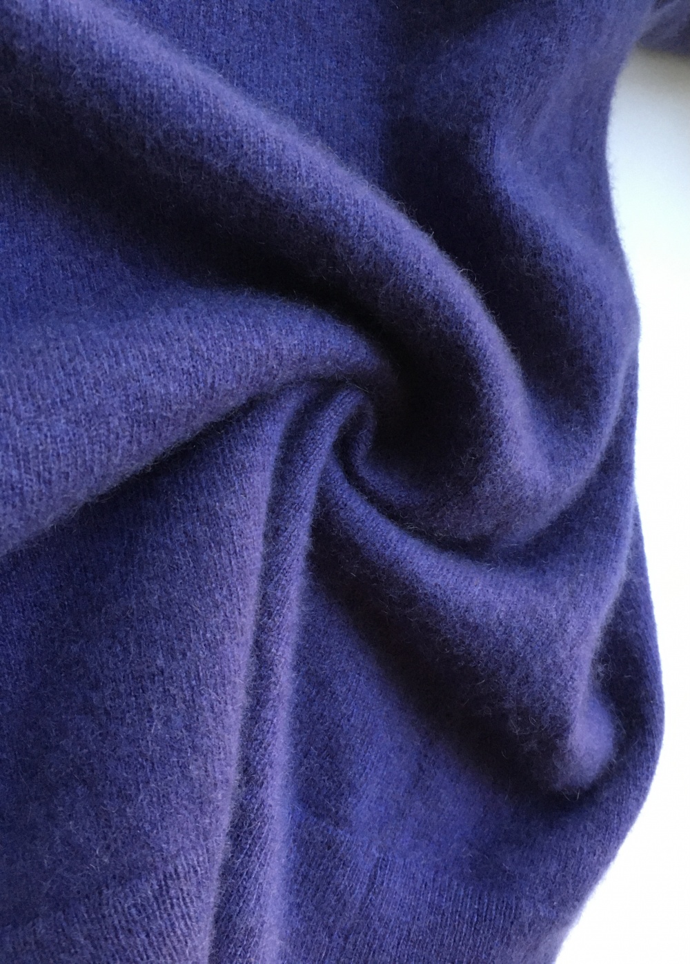 Джемпер Uniqlo, размер M (S-M)
