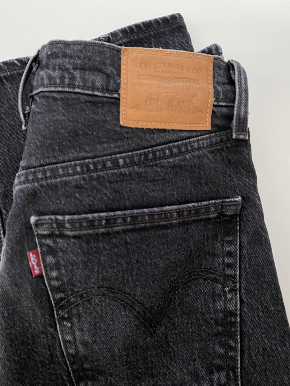 Джинсы Levi’s, размер 27/29