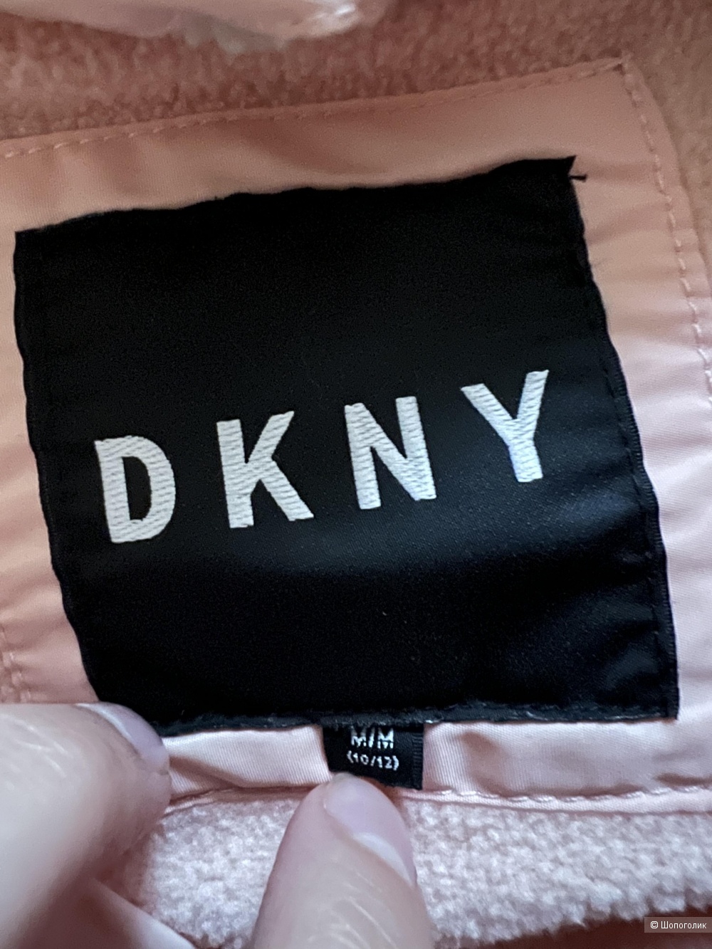 Куртку DKNY. Размер 10/12 лет