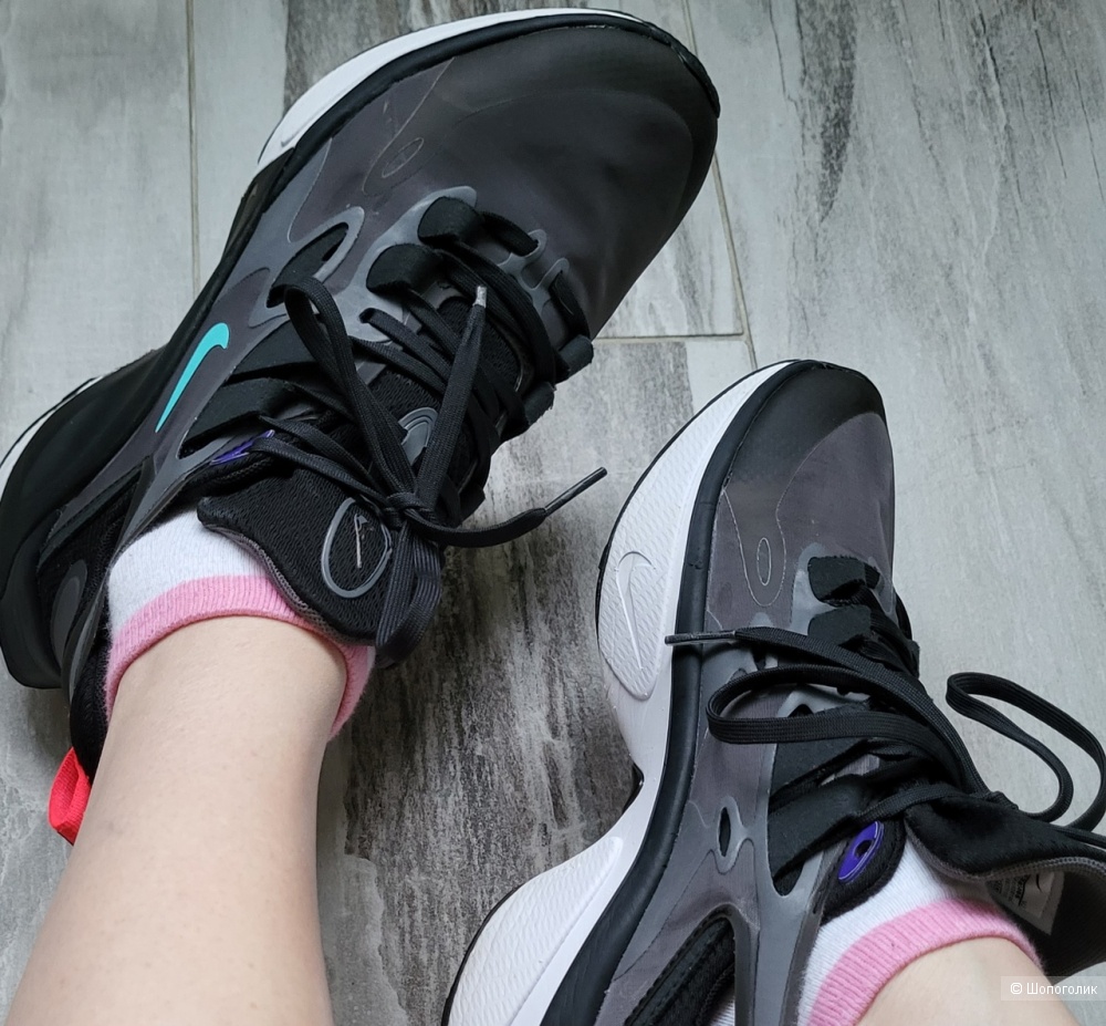 Кроссовки женские Nike оригинал 37-37,5 размер