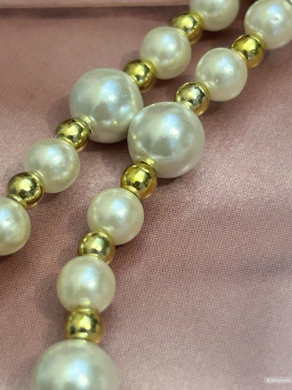 Ожерелье с золотыми бусинами и под жемчуг. Размер 43,5 см