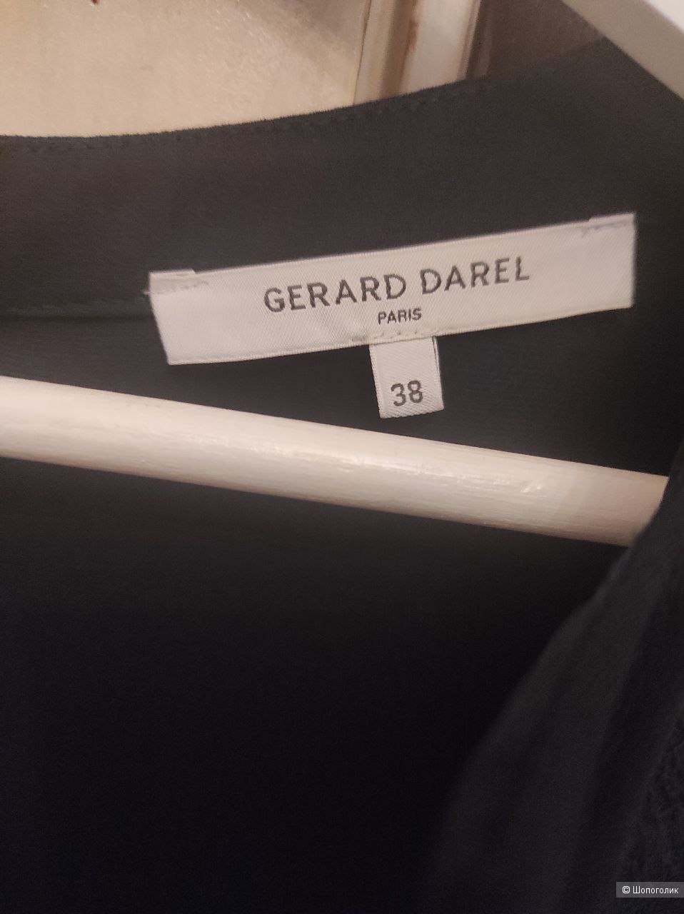 Платье Gérard Darel прямого кроя из шелковистого темно-синего крепа 42-46 размеров