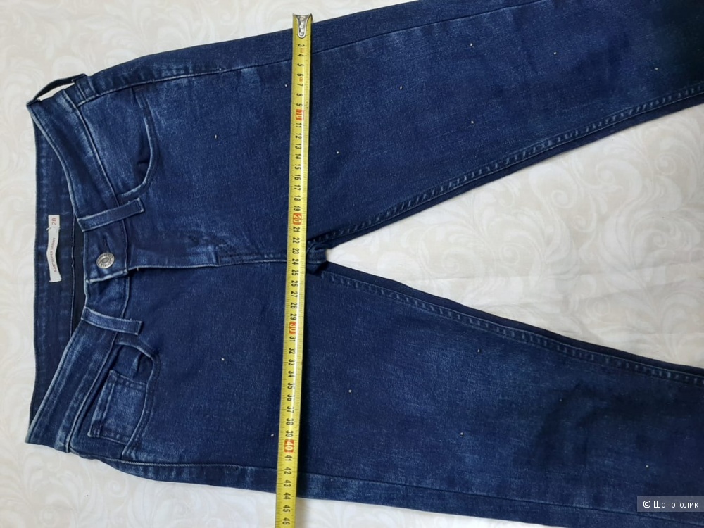 Джинсы Levi's маркировка 28