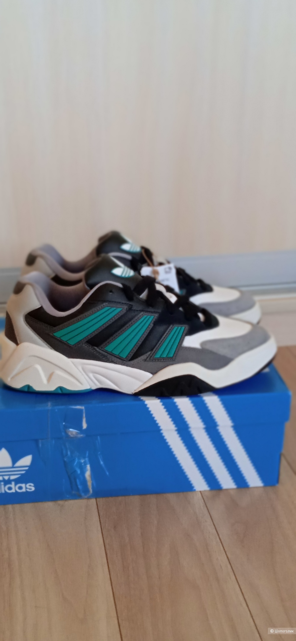 Кроссовки Adidas Court Magnetic р.44  новые