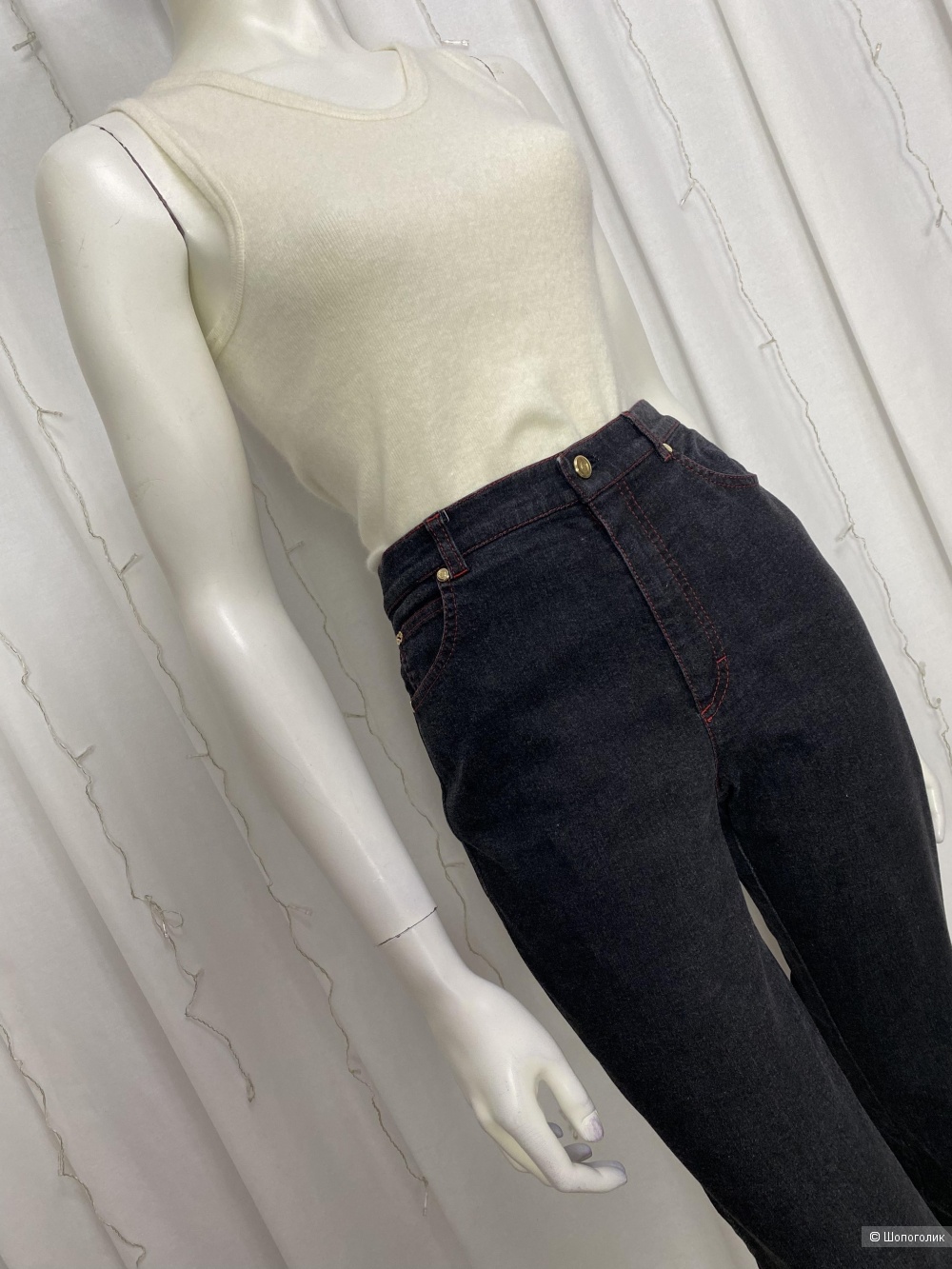 Джинсы Escada 38