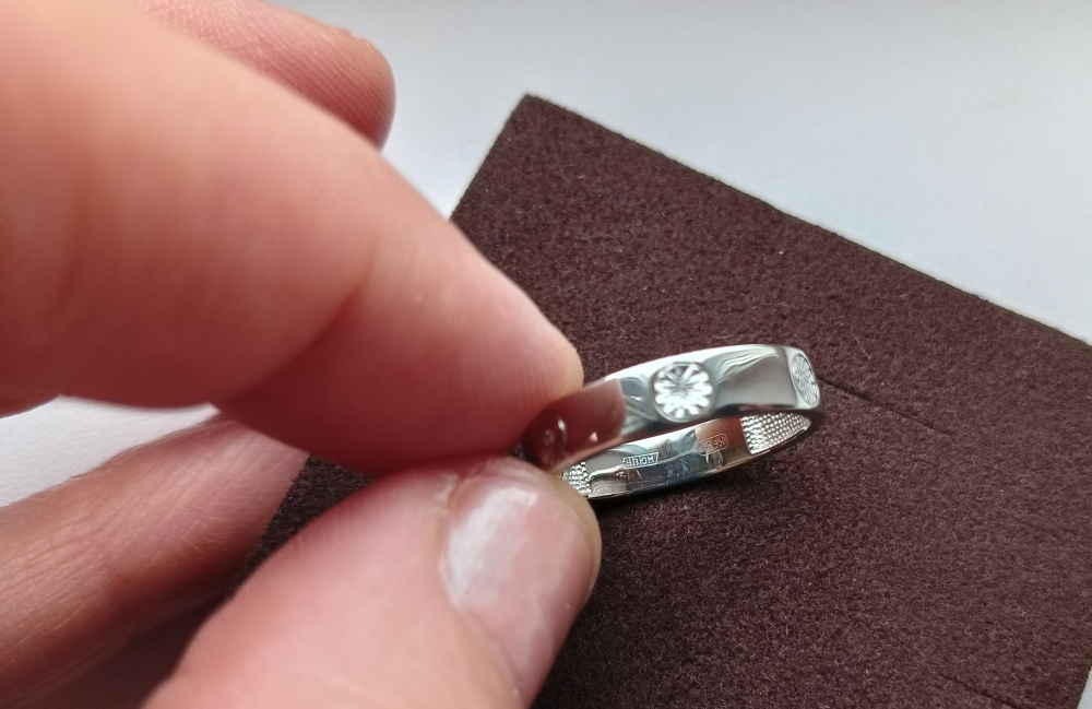 Кольцо из платины с бриллиантами, 17,5 размер