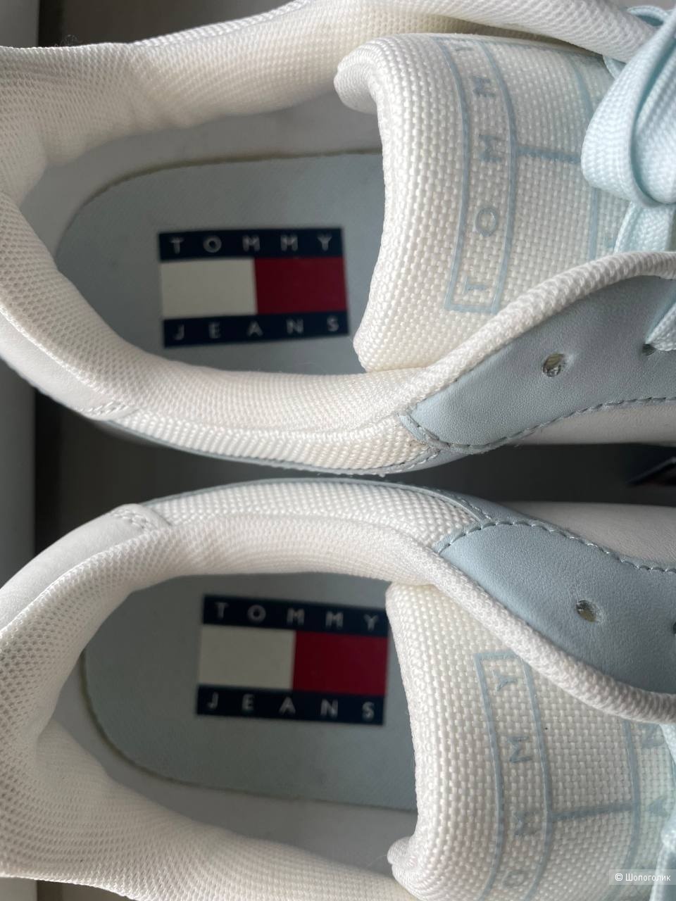 Кроссовки женские 41 р Tommy Hilfiger