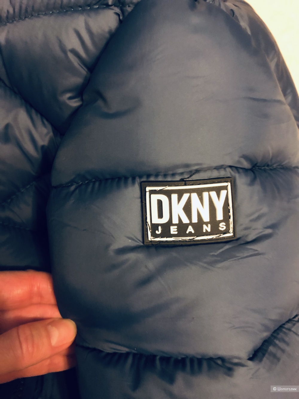 Куртка DKNY новая 5-6 лет