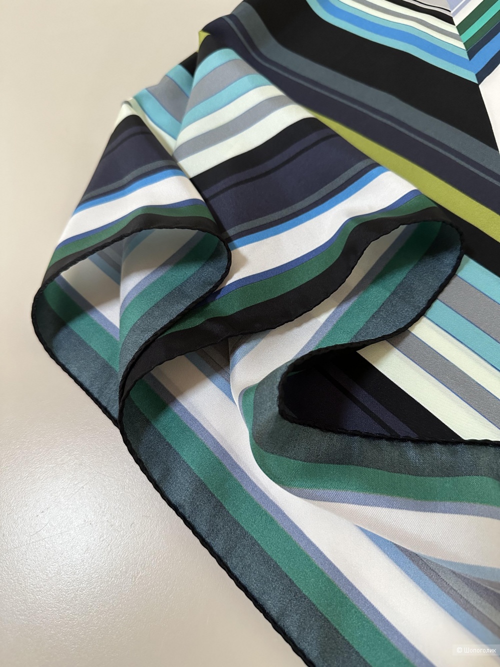 Шелковый платок Marina Rinaldi(Max Mara) 90x90 см