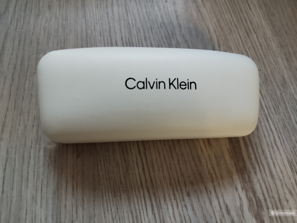 Очки солнцезащитные Calvin Klein унисекс