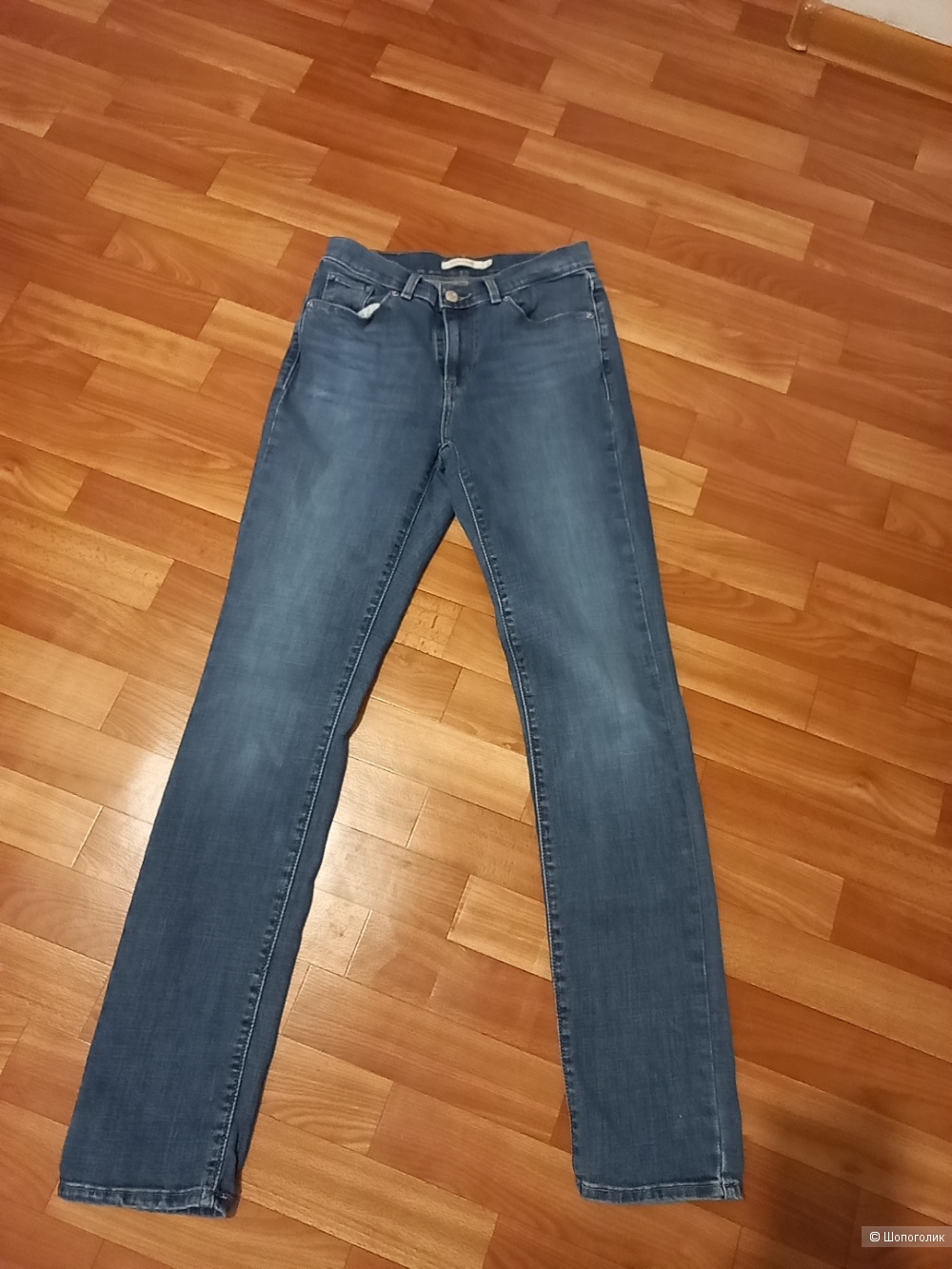 Сетом джинсы LEVIS и водолазка лапша M&S, размер W26L32 42-44 (44-46)