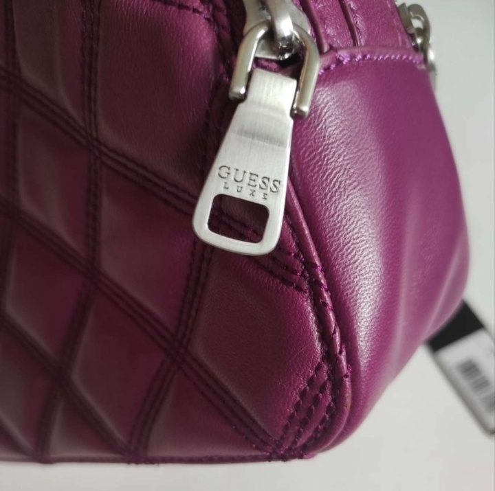 Сумка Guess Luxe