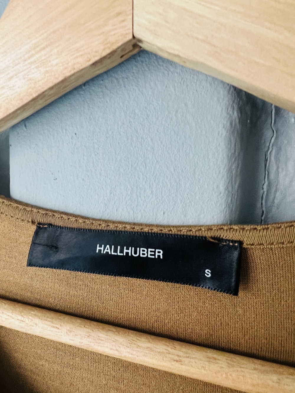 Шелковая футболка Hallhuber (S, RUS 42-44)