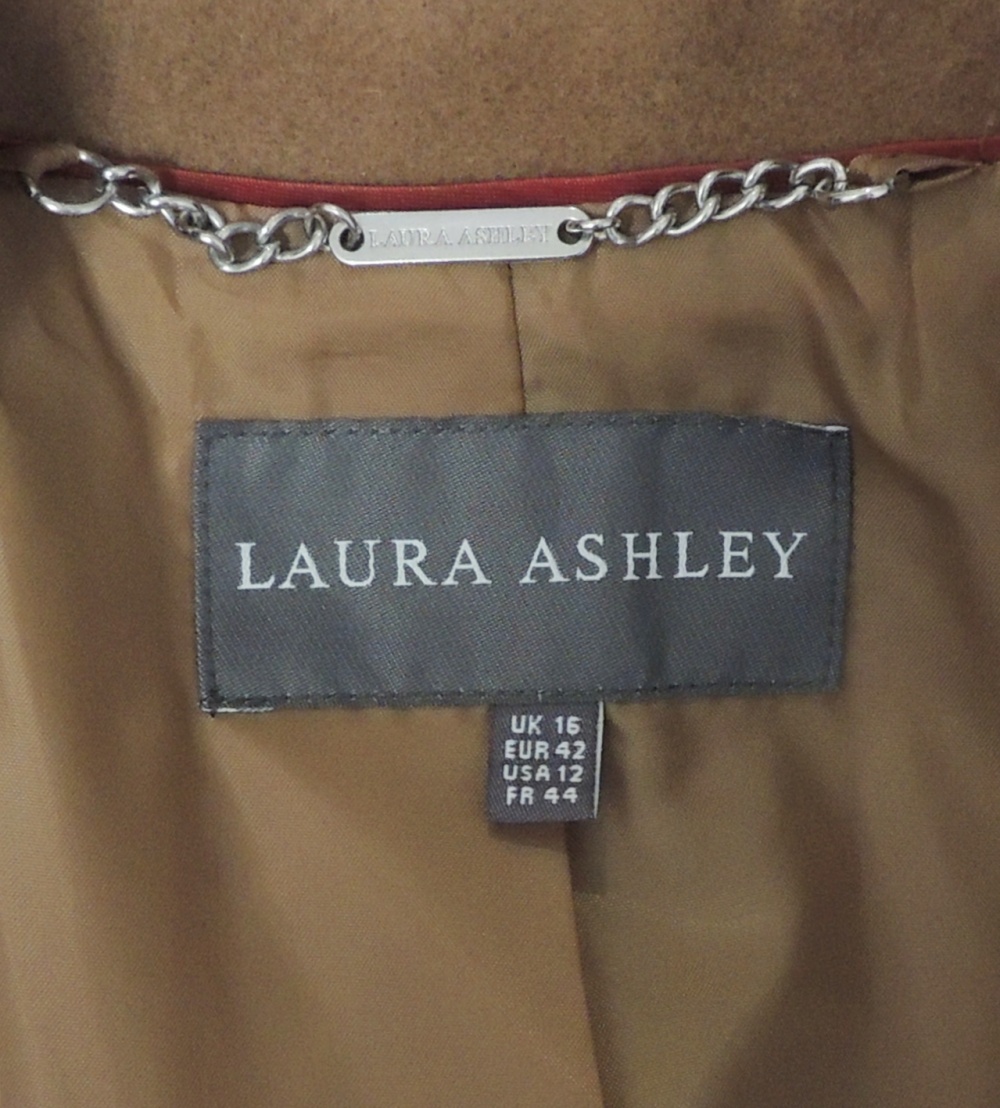 Пальто Laura Ashley. 48 размер