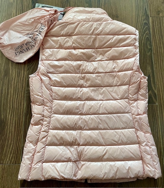 Безрукавка женская новая Armani s 44