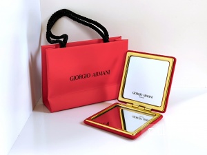 Зеркальце Giorgio Armani