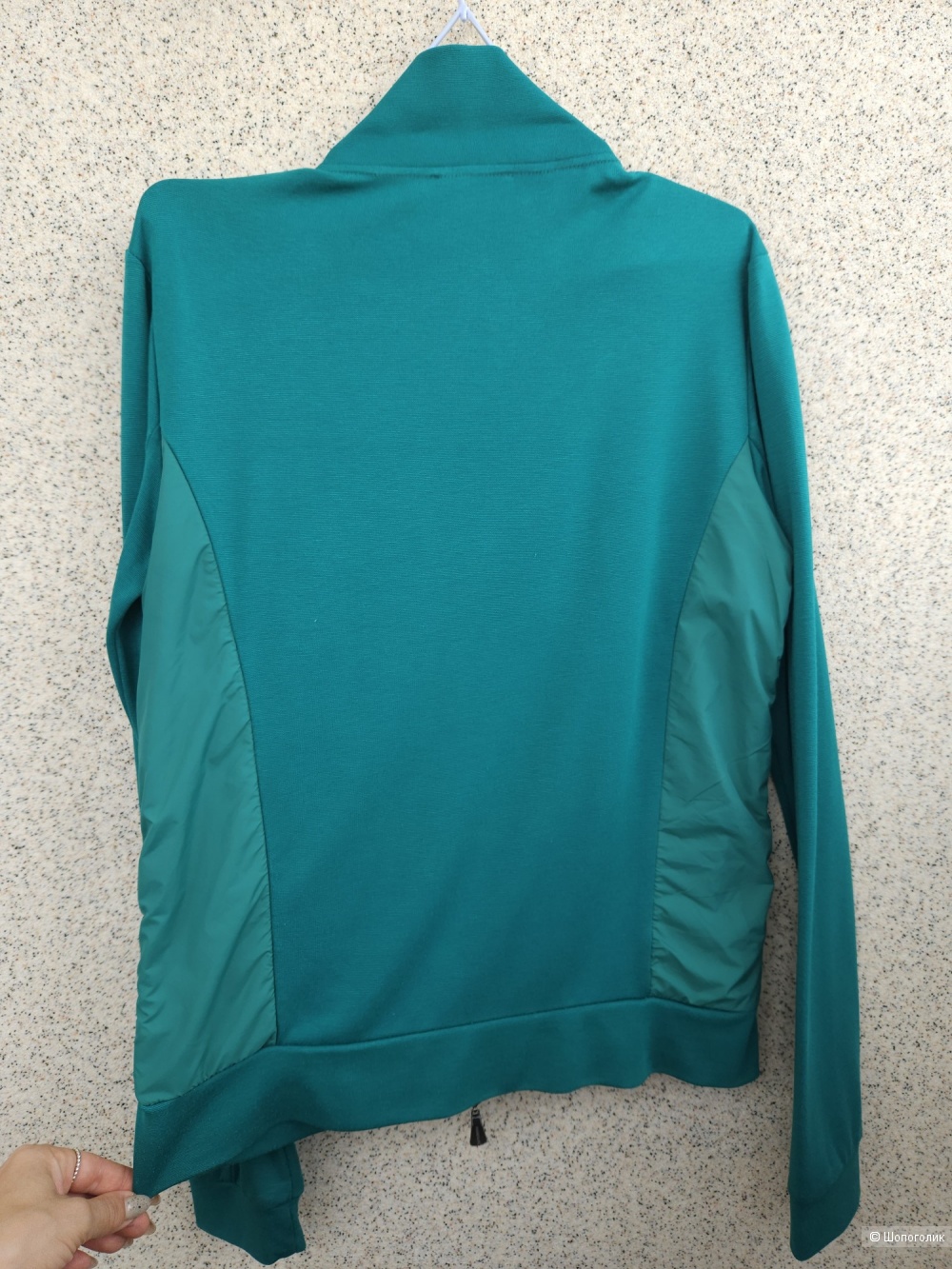 Ветровка Armani Jeans, M