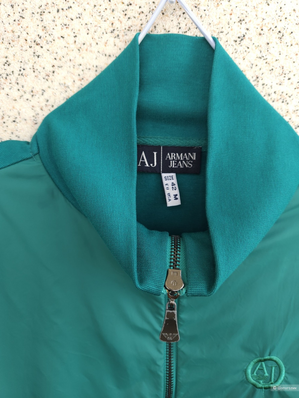 Ветровка Armani Jeans, M