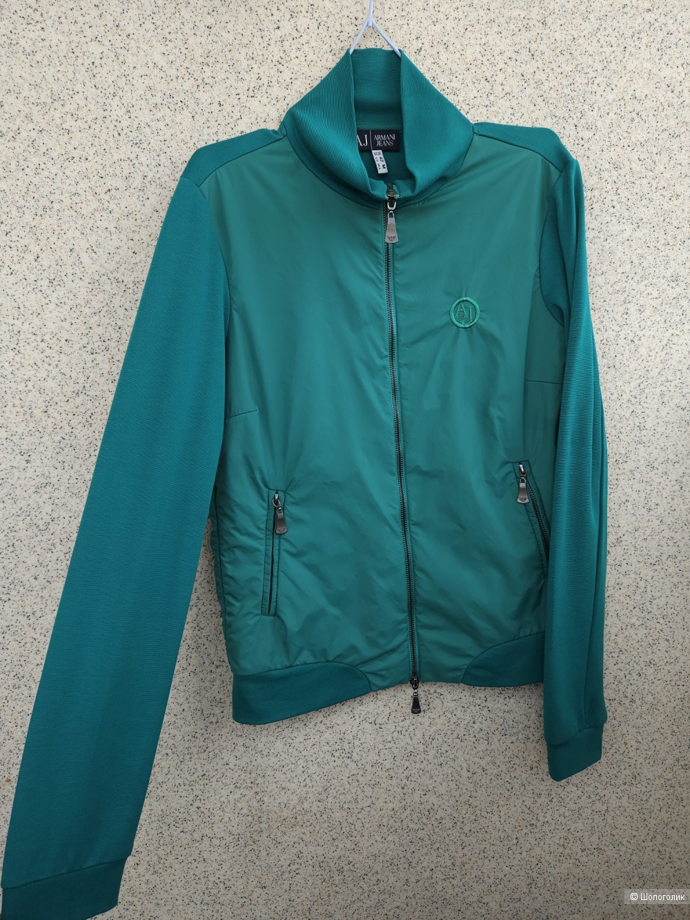 Ветровка Armani Jeans, M
