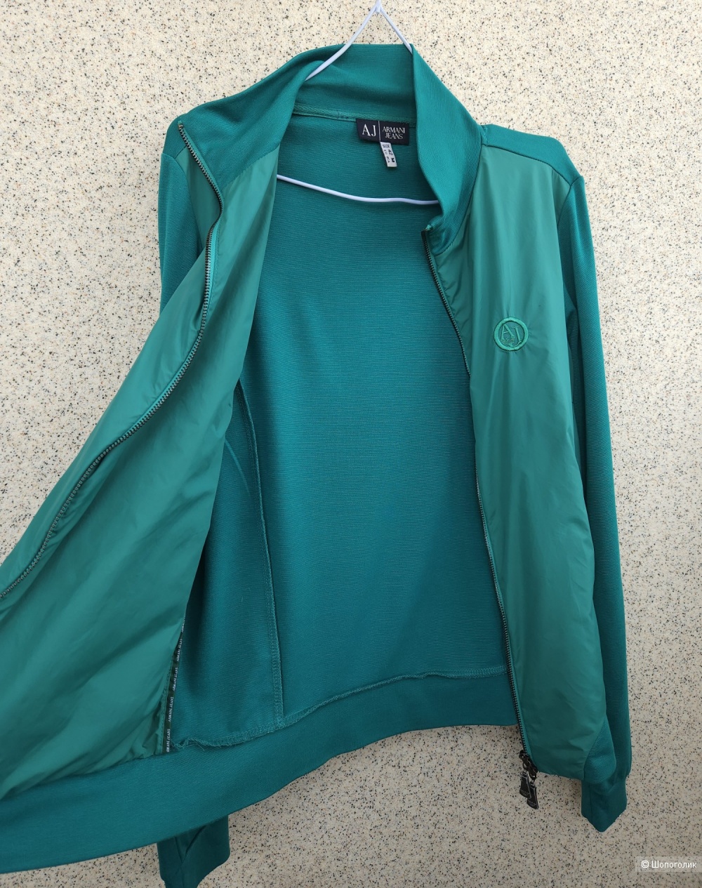 Ветровка Armani Jeans, M