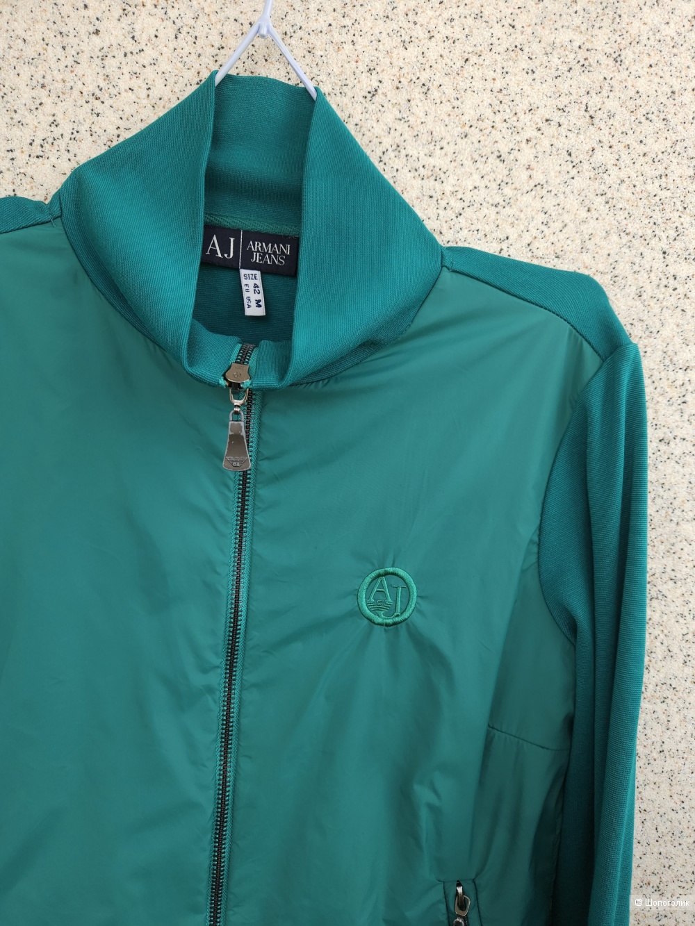 Ветровка Armani Jeans, M