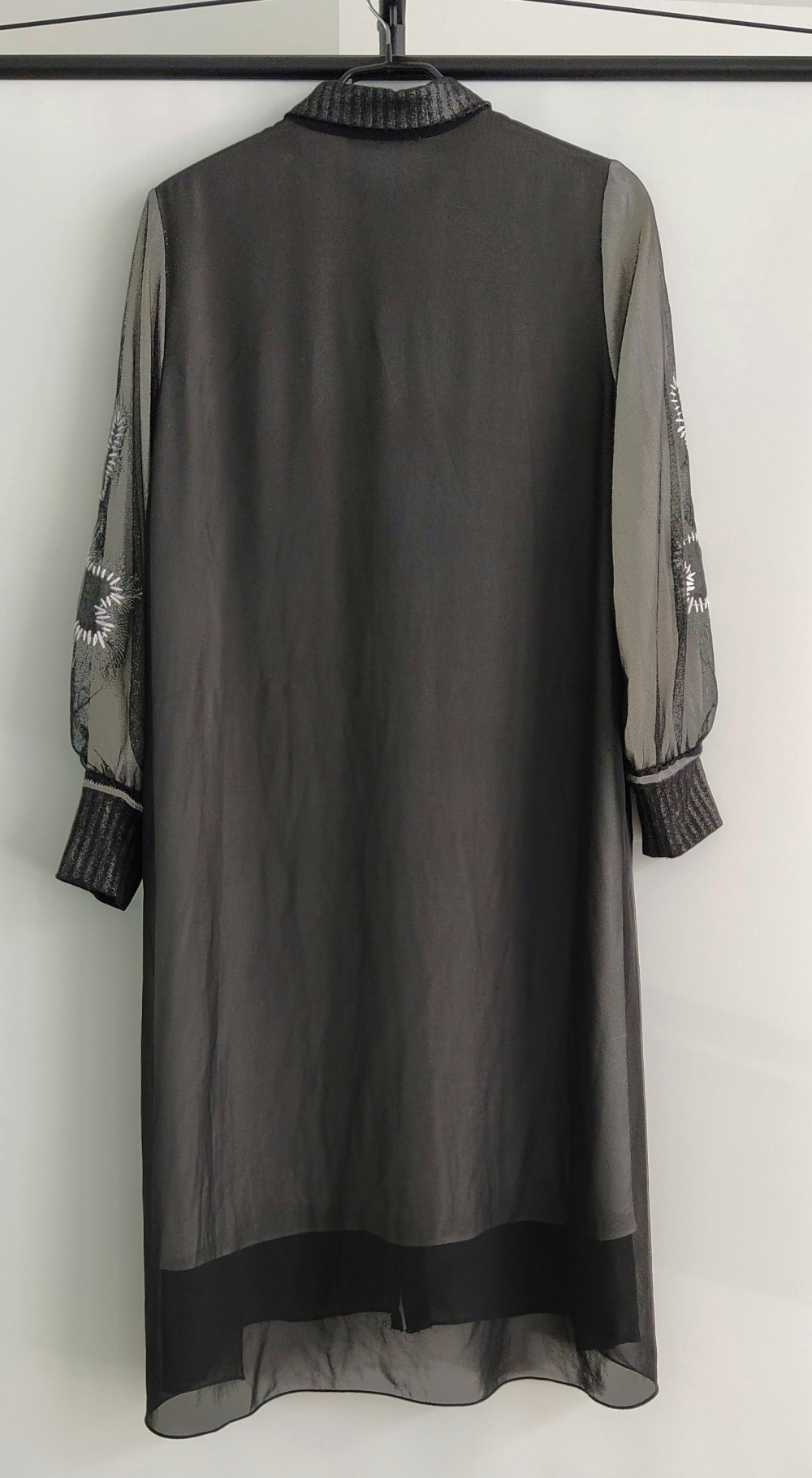 Платье - рубашка Zuhre. L, XL