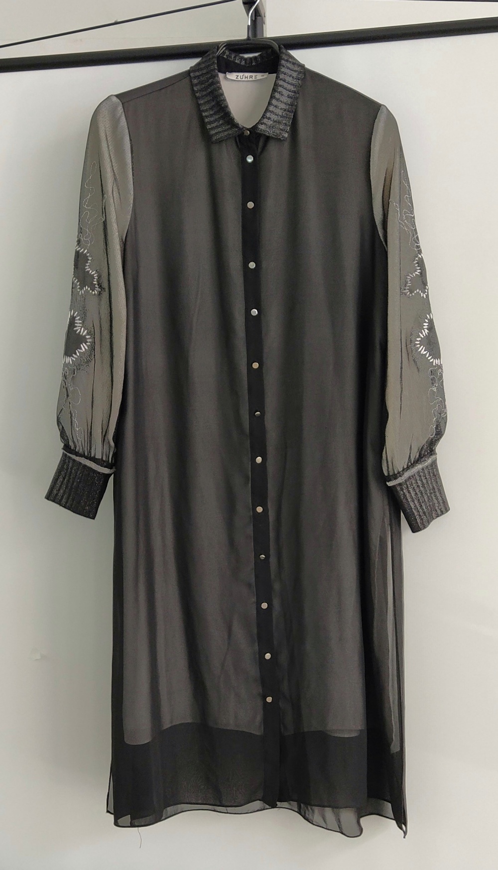 Платье - рубашка Zuhre. L, XL