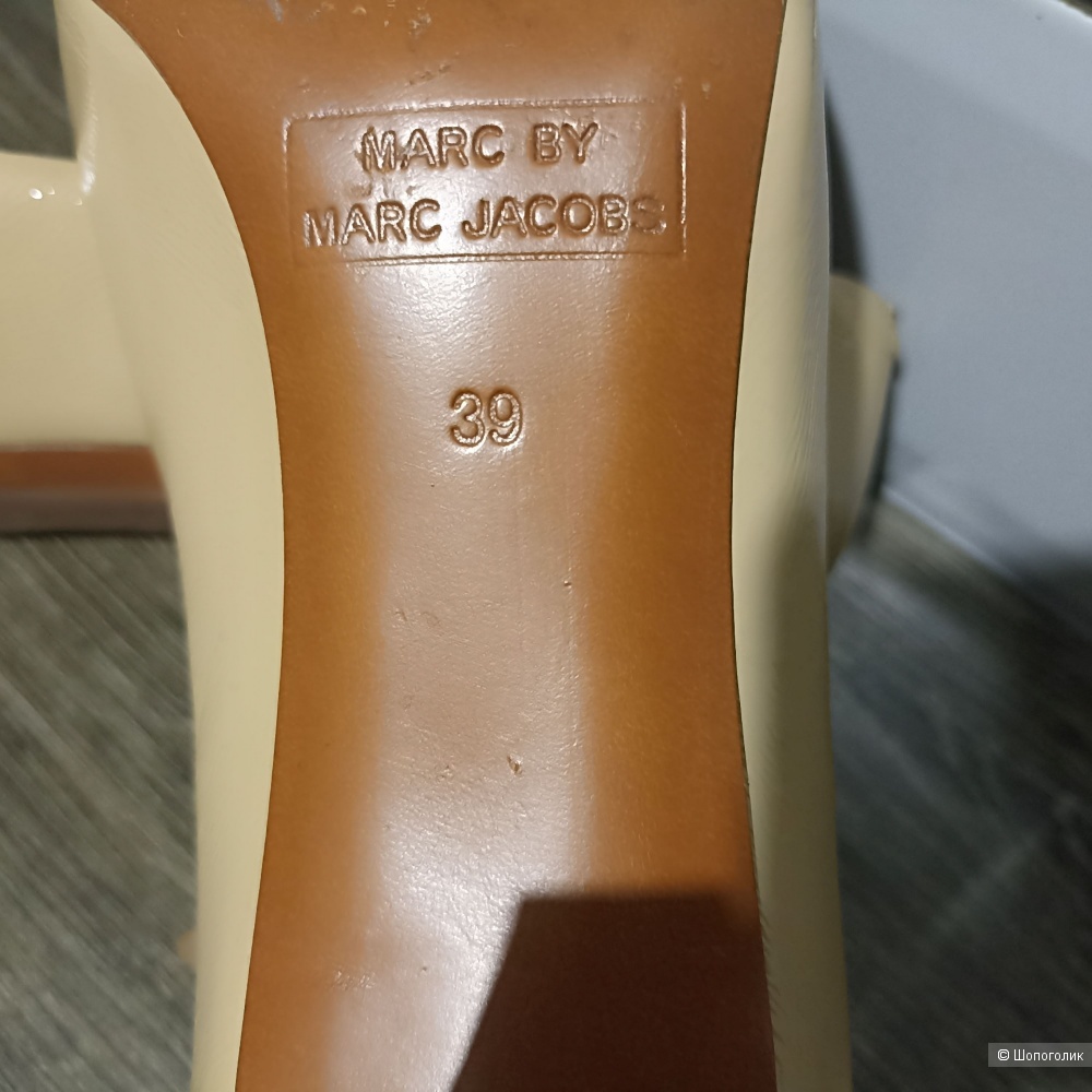 Marc by Marc Jacobs туфли бежевые р 39