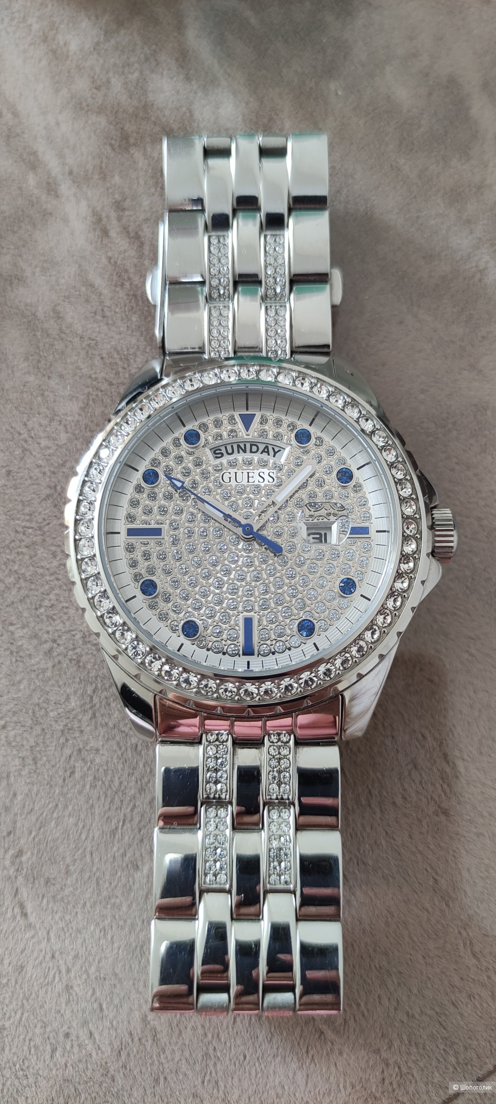 Часы женские Guess