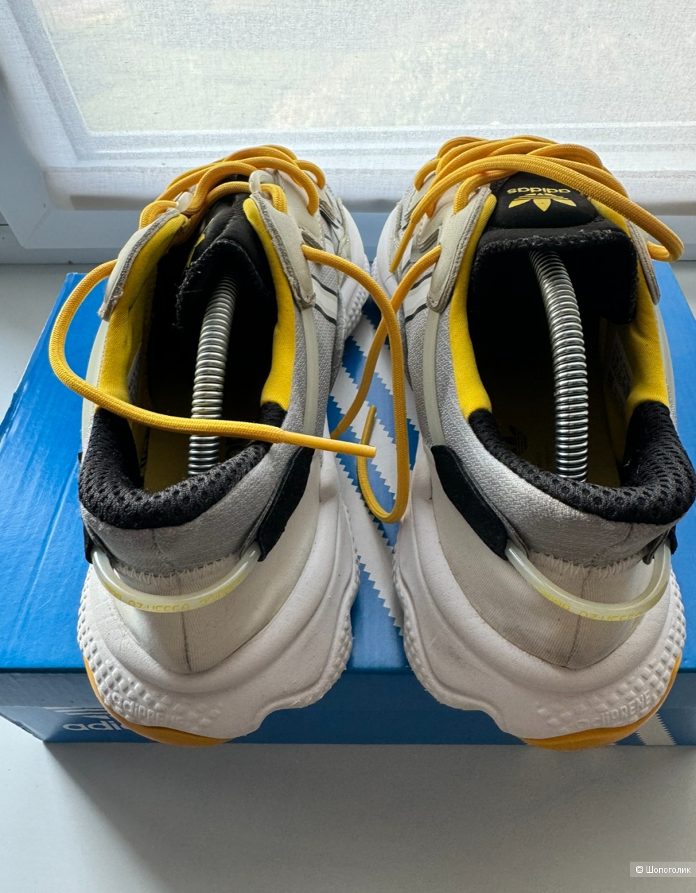 Кроссовки Adidas Ozweego (42,5)