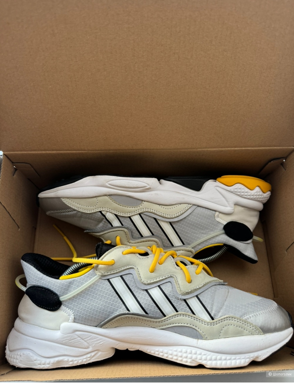 Кроссовки Adidas Ozweego (42,5)