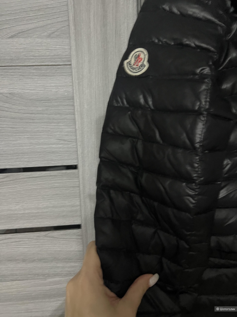 Пуховик Moncler 42