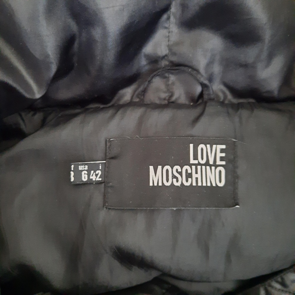 Куртка-пуховик LOVE MOSCHINO ,р.S