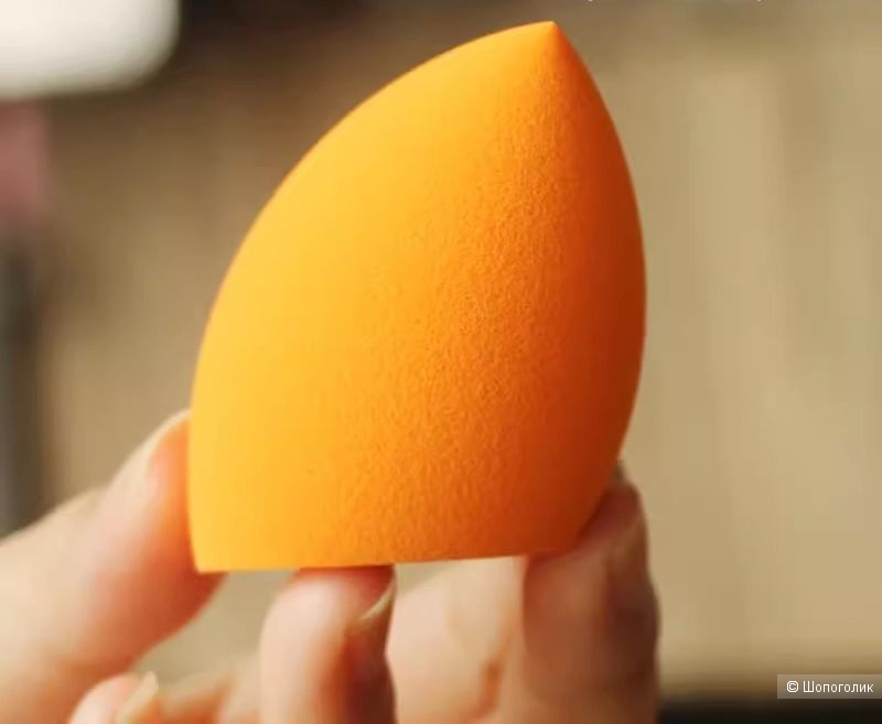 Real Techniques Спонж для макияжа Miracle Complexion Sponge