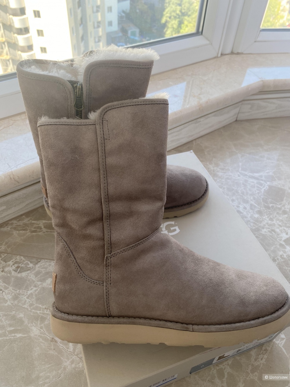 Женские UGG, б/у, размер US7.