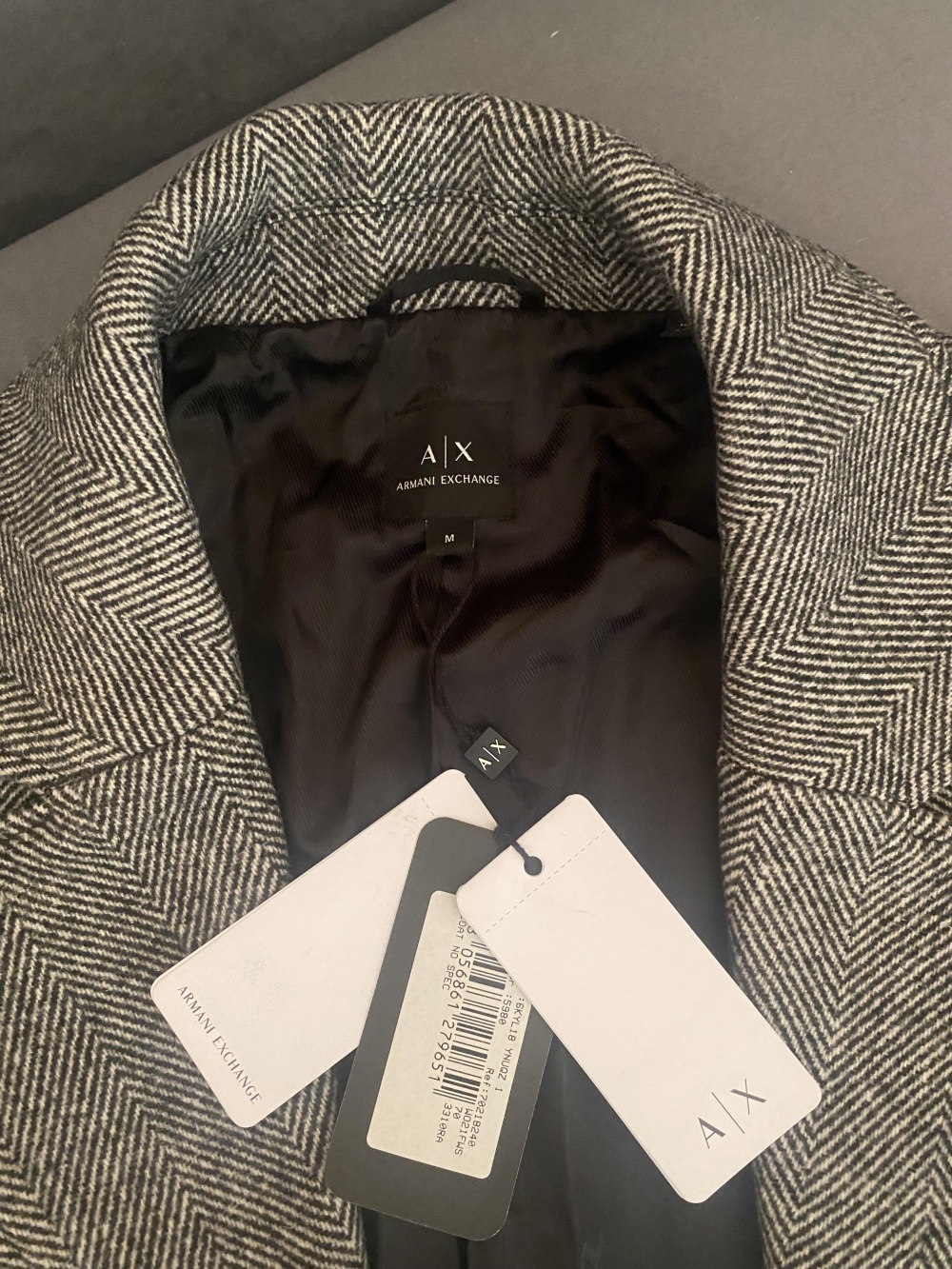 Пальто Armani Exchange, М.