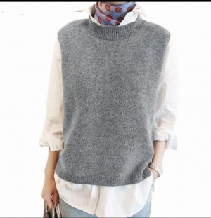 Жилет BENETTON 42