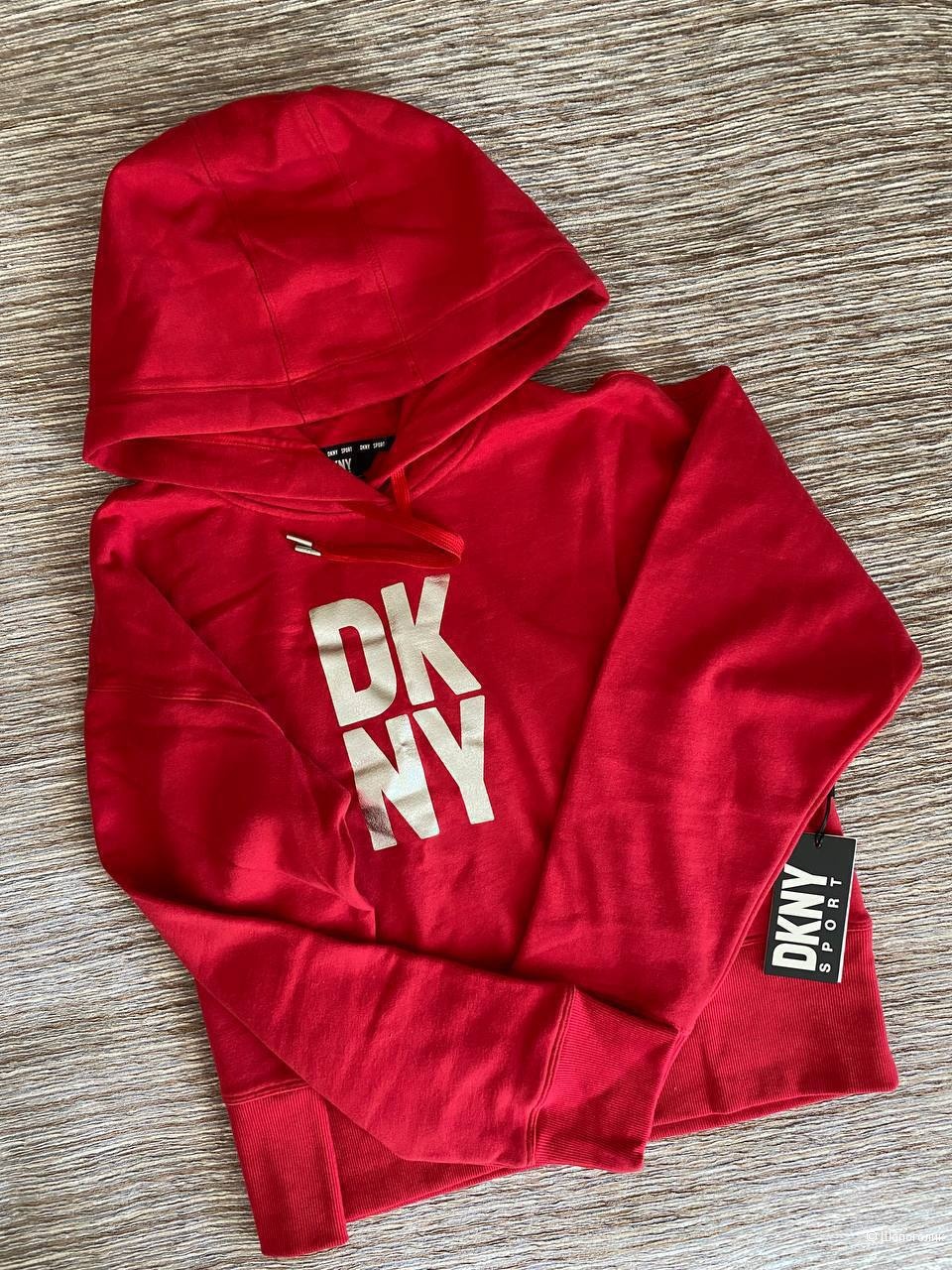 Женское худи DKNY, размер M.