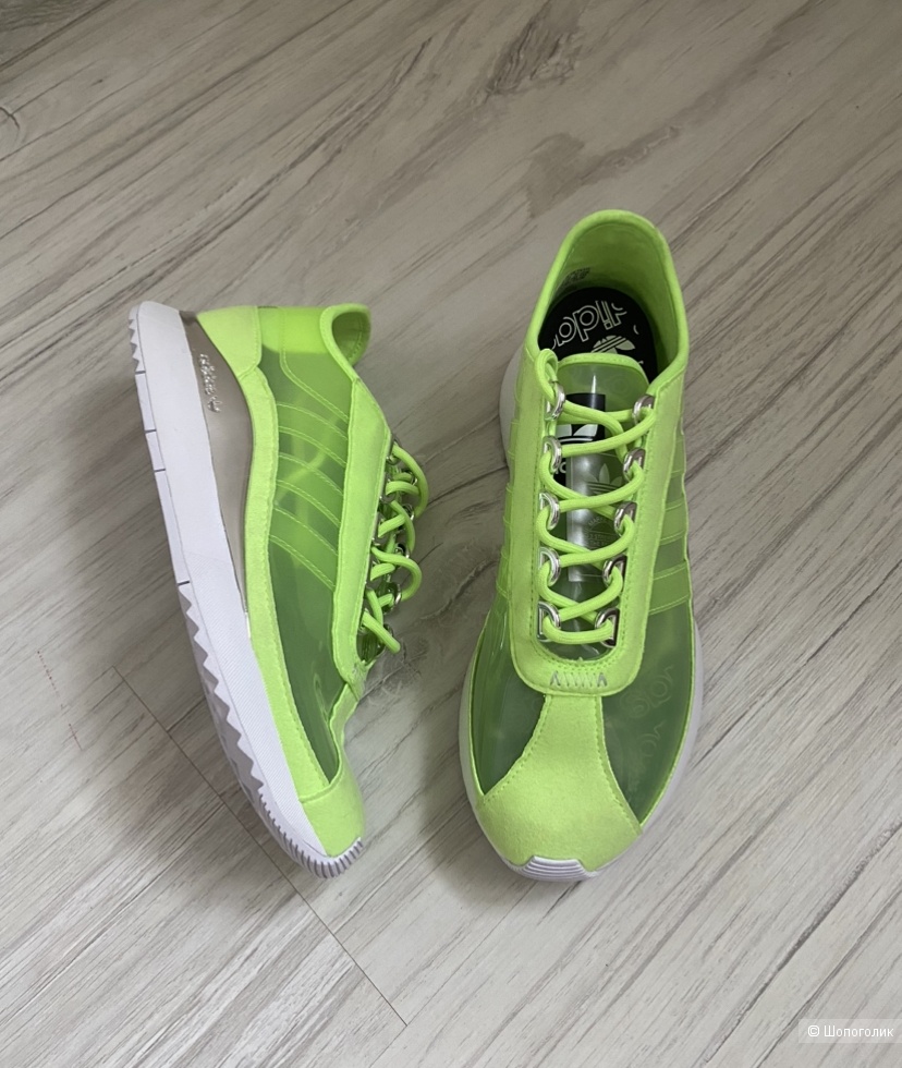 Кроссовки Adidas 38