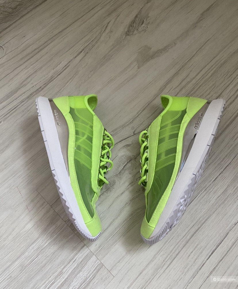 Кроссовки Adidas 38