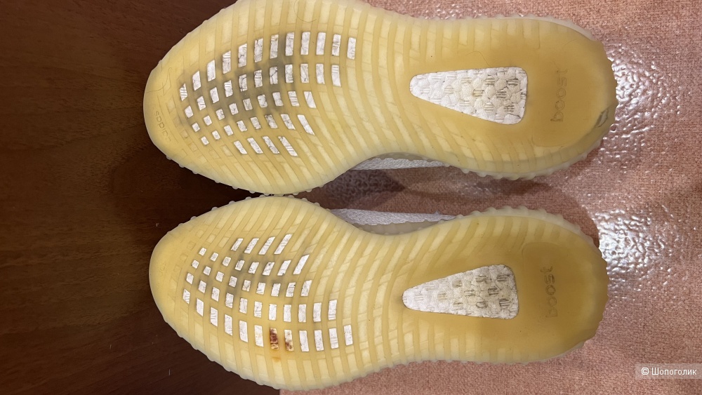 Кроссовки ADIDAS YEEZY Yeezy Boost  38 размер