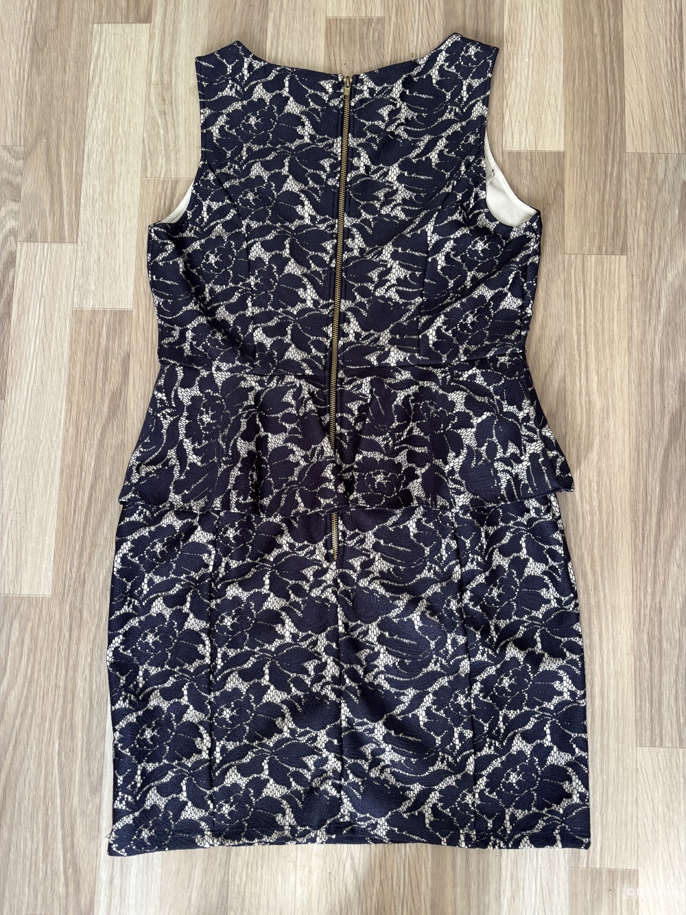 Платье Warehouse 46Rus