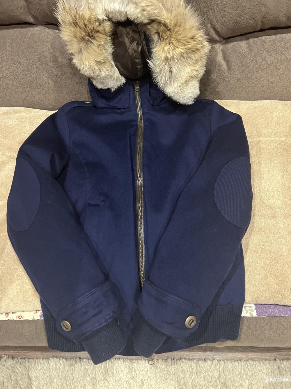 Женский бомбер Canada Goose Branta M.