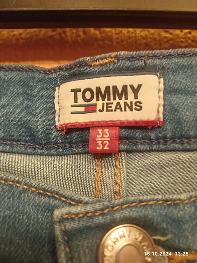 Джинсы  Tommy Jeans HILFIGER, размер 33/32