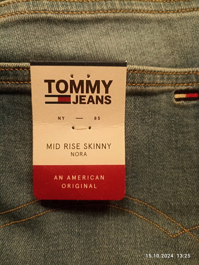 Джинсы  Tommy Jeans HILFIGER, размер 33/32