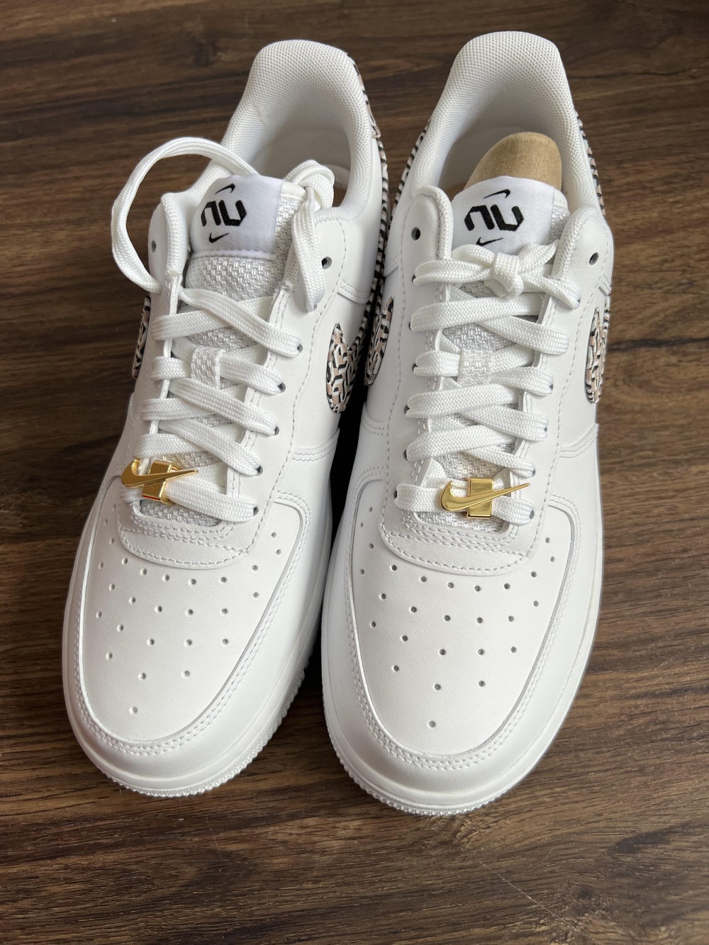 Кроссовки Nike Air Force 1 '07 LX,р. 8(38)