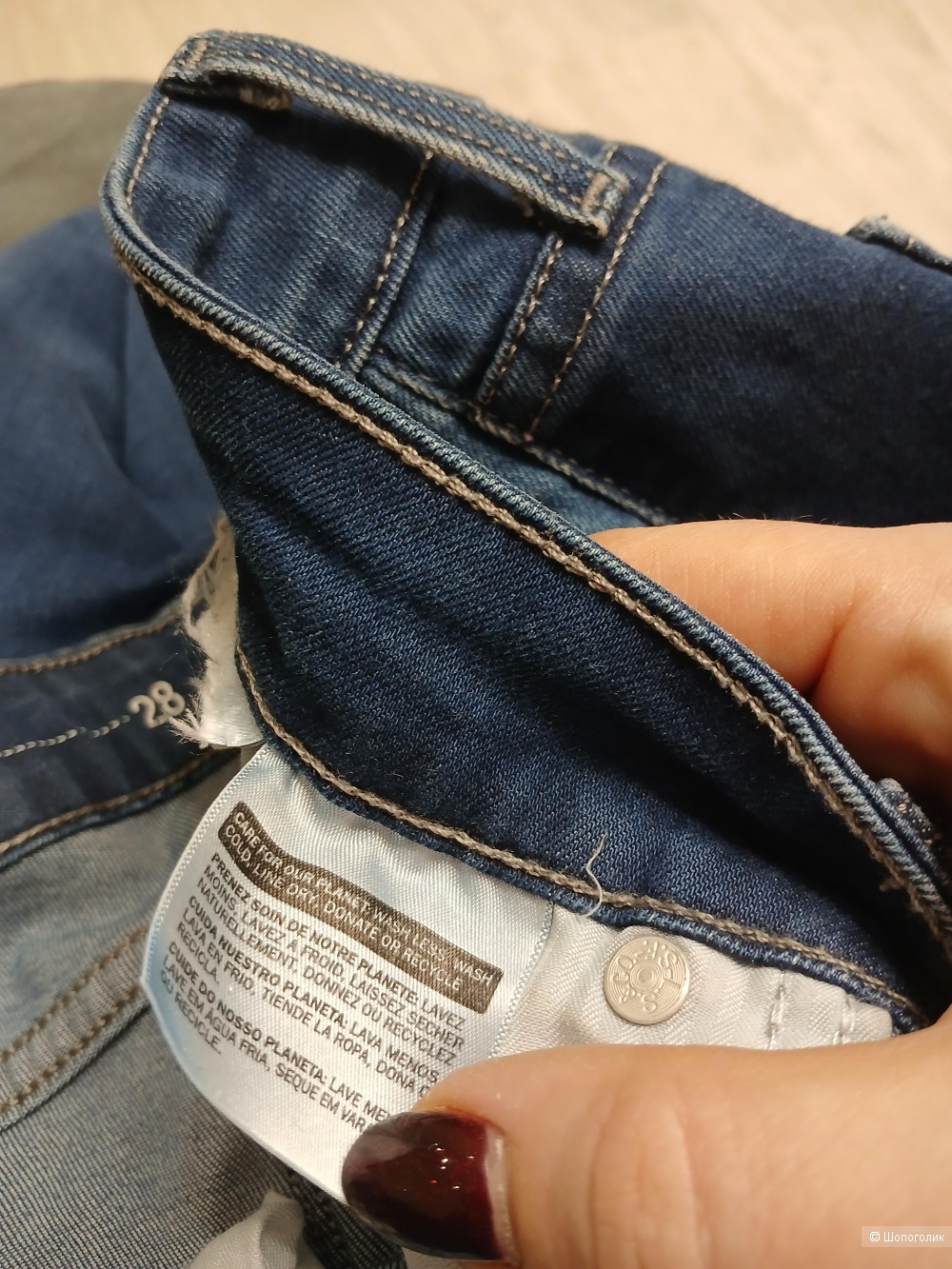 Джинсы Levi's р.28