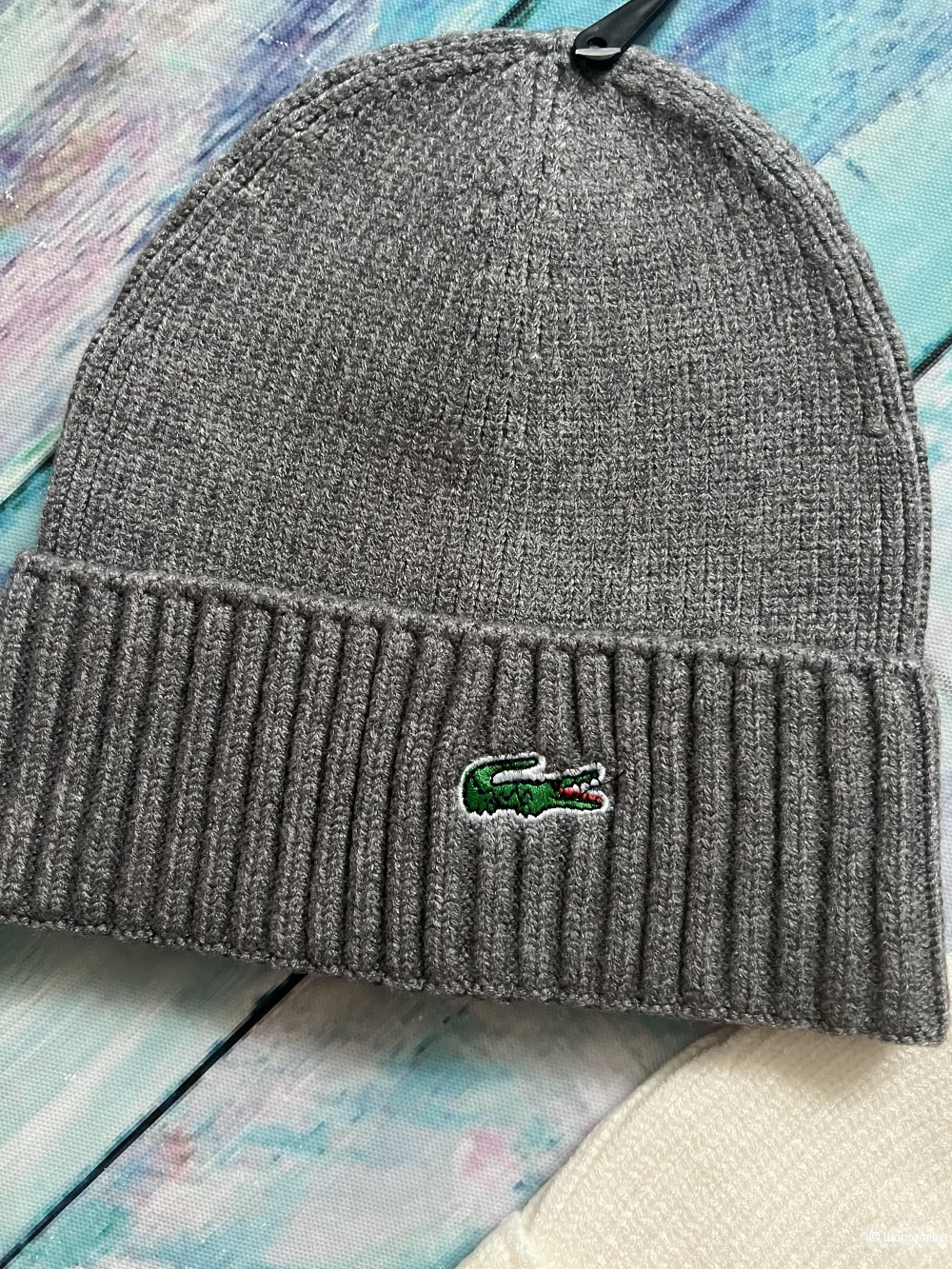 Мужские шапки Lacoste