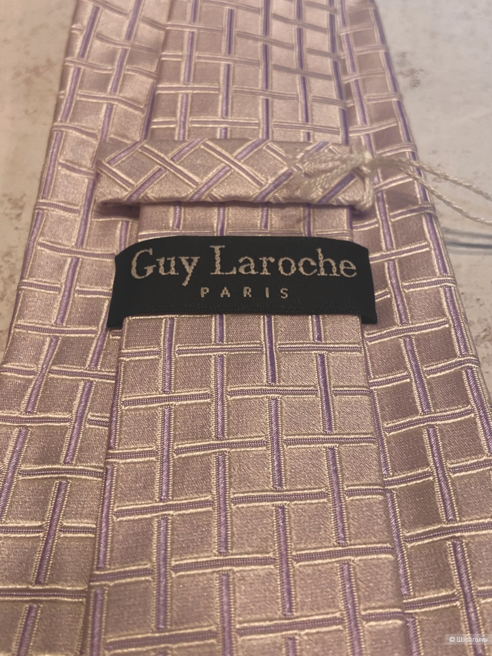 Новый галстук Guy Laroche